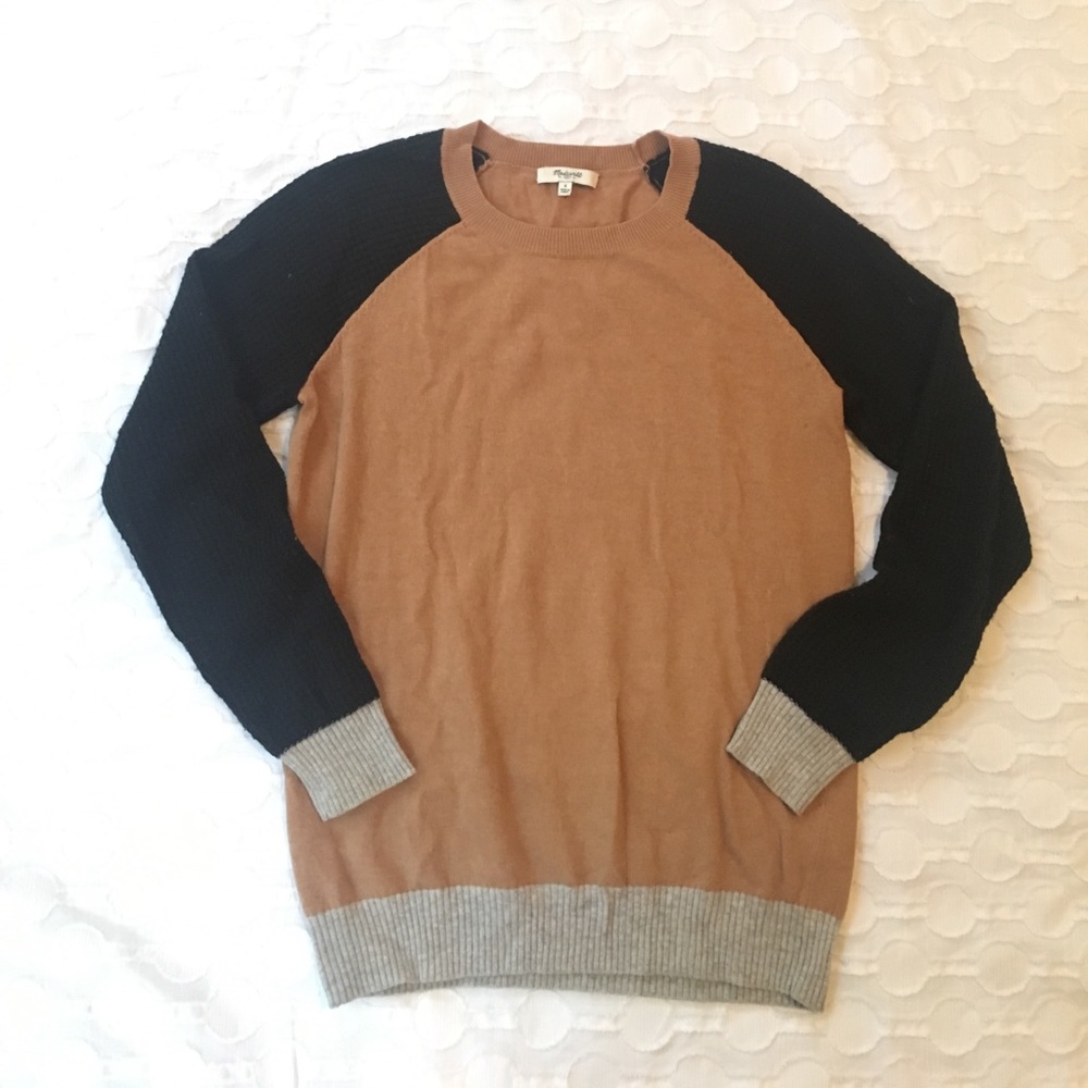 Madewell Camel and Black Baseball Sleeved Sweater